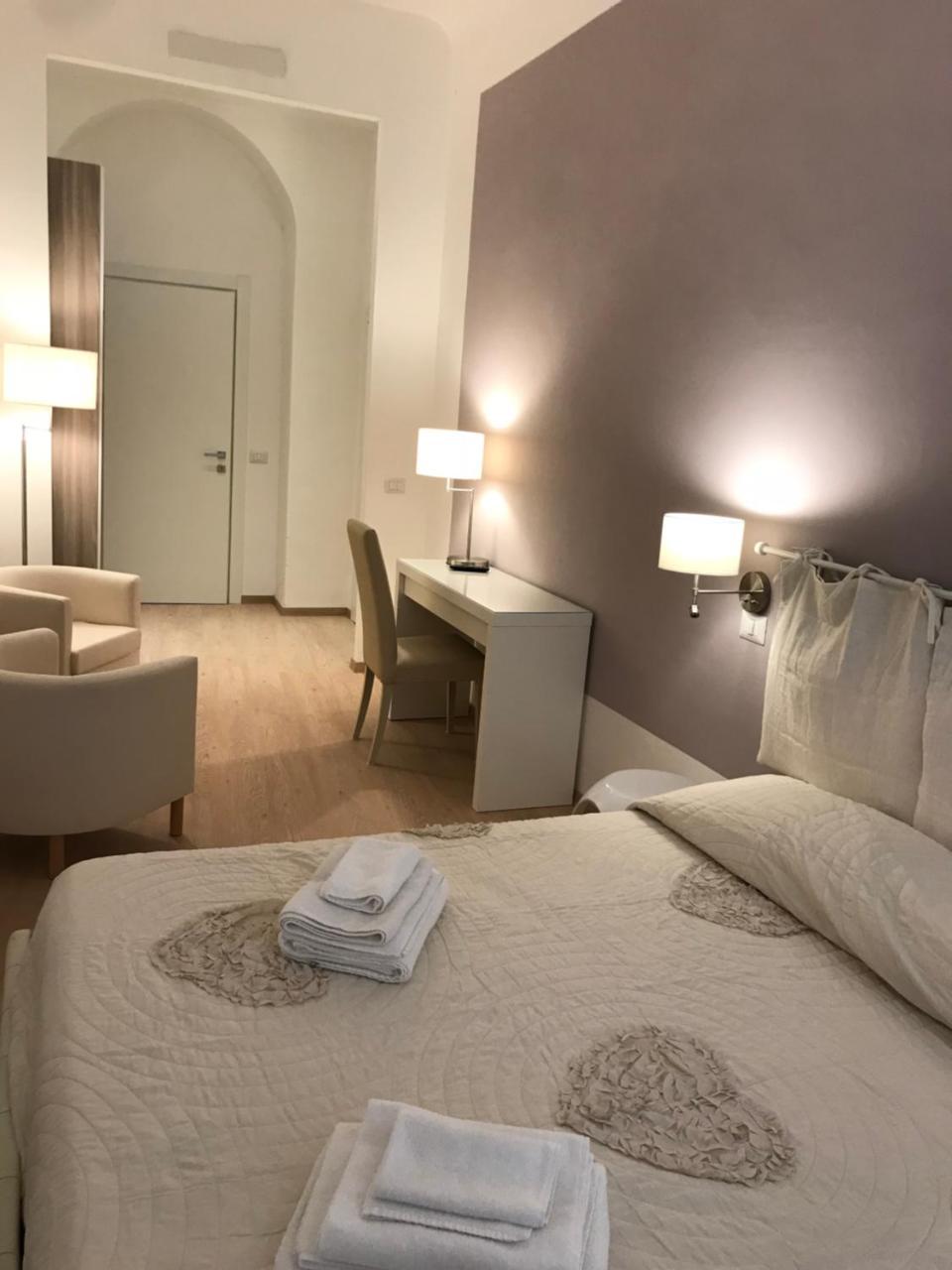 Sallustio Rooms - Rooms Only Siena Exterior photo